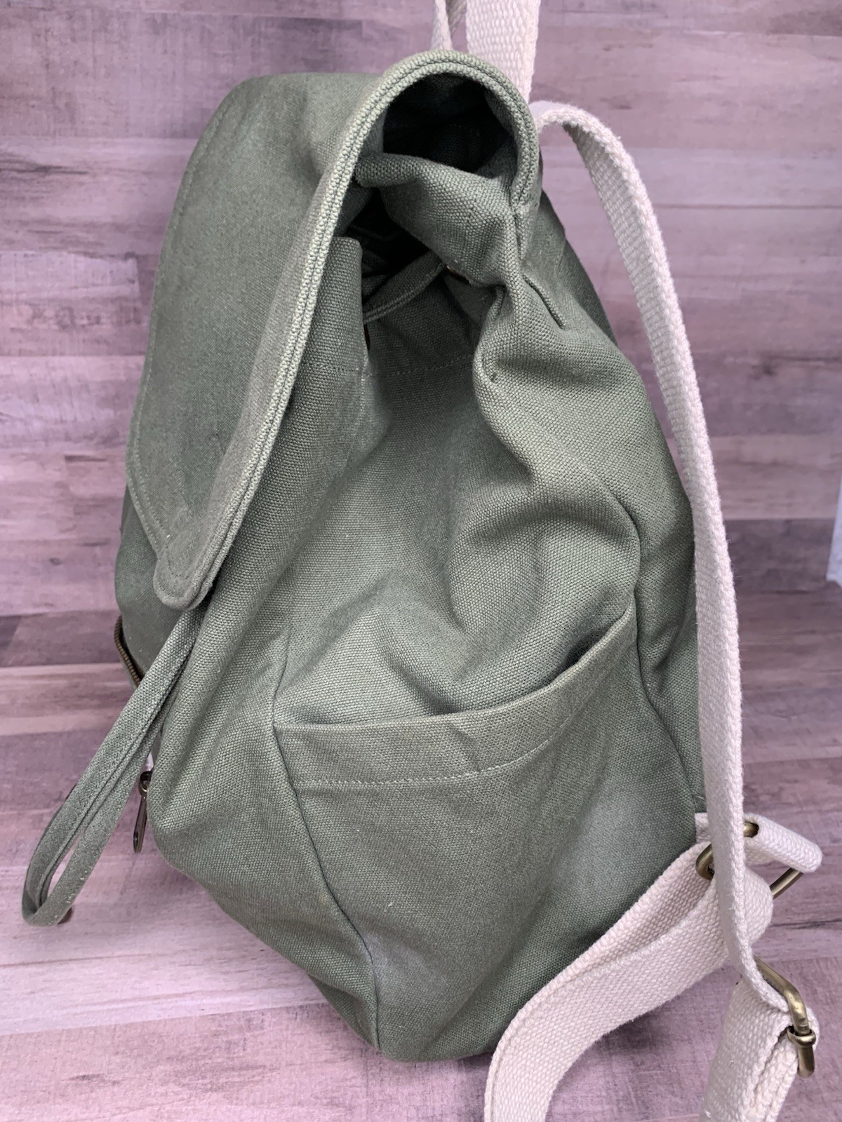 Hindbag Unisex Eliot olive green canvas Backpack bag with charm