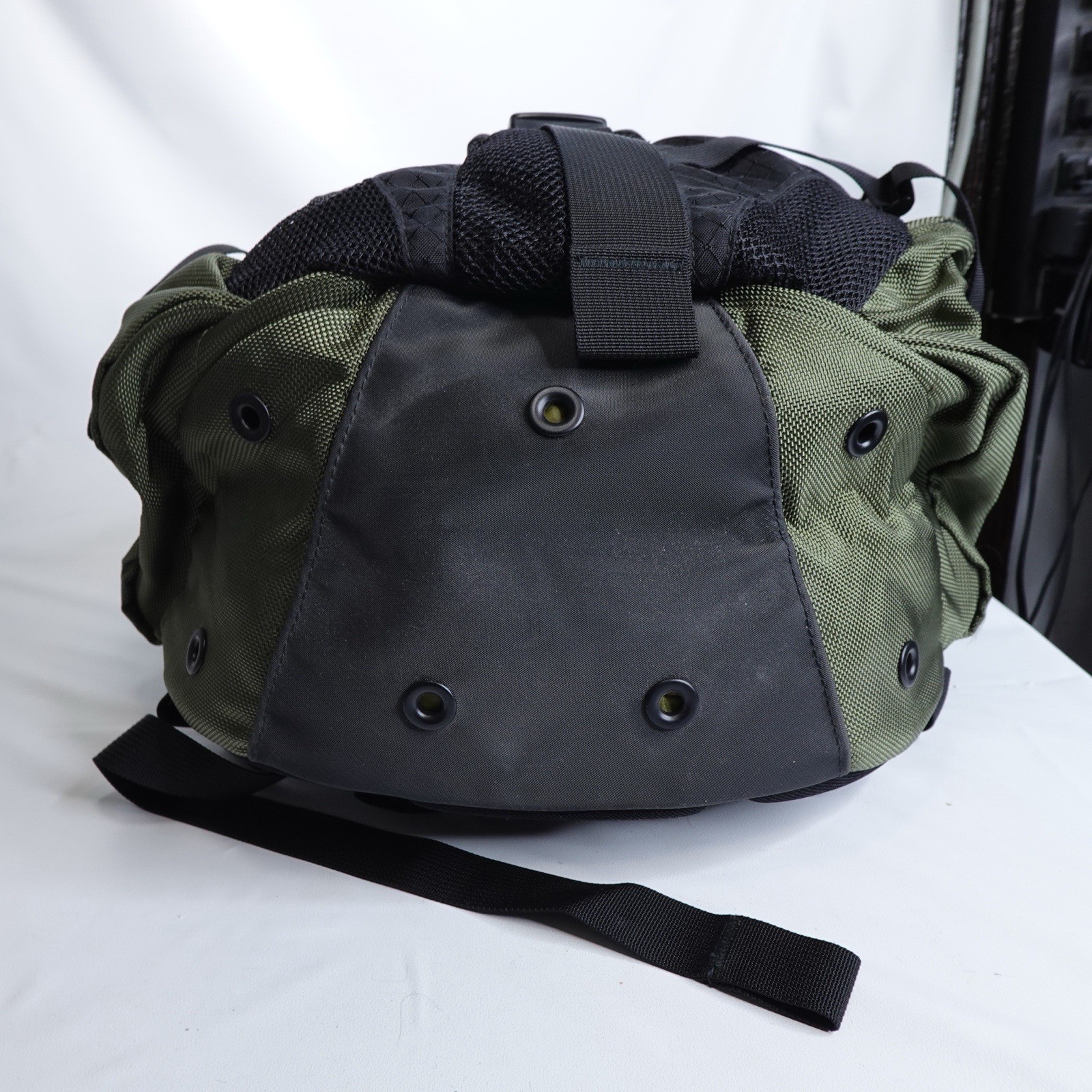 Vintage Y2K Oakley Icon Backpack Olive Green Black Tactical