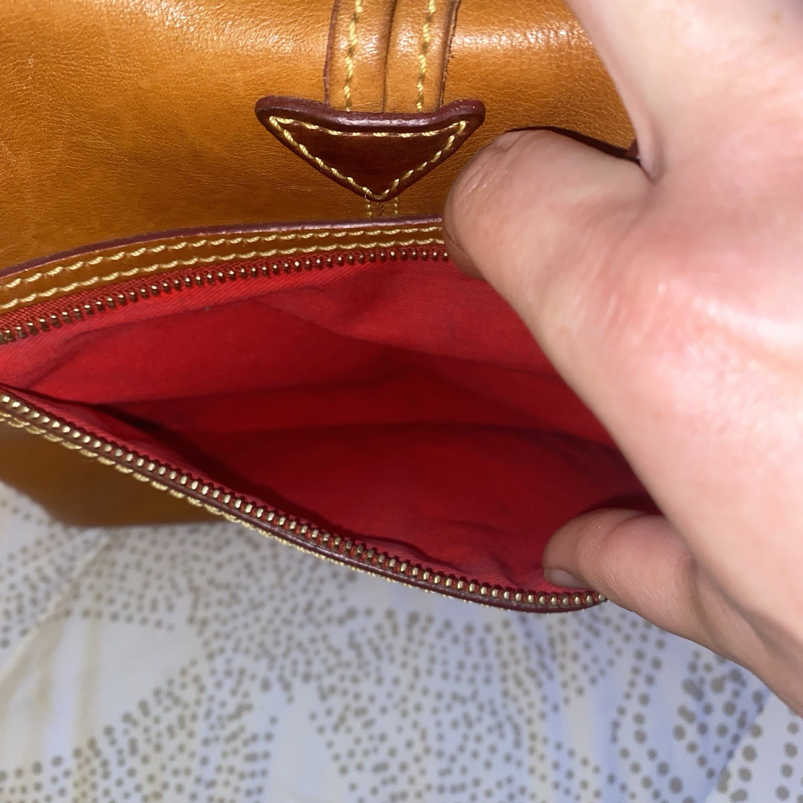 Dooney Bourke Florentine Leather Toggle Crossbody Bag Unisex