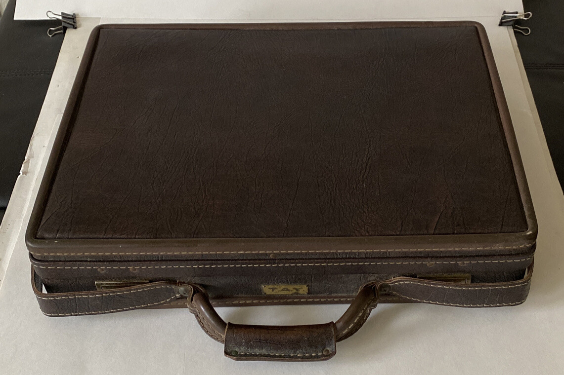 Hartmann TAY Brown FAUX leather Briefcase Latch Lock & 2 Keys PHOTO fabric lined