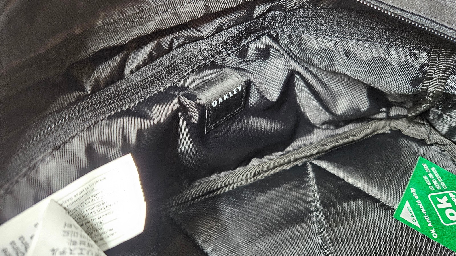 Oakley Utility Travel Case Pouch Black Cordura Toiletry Travel Bag Organizer NEW