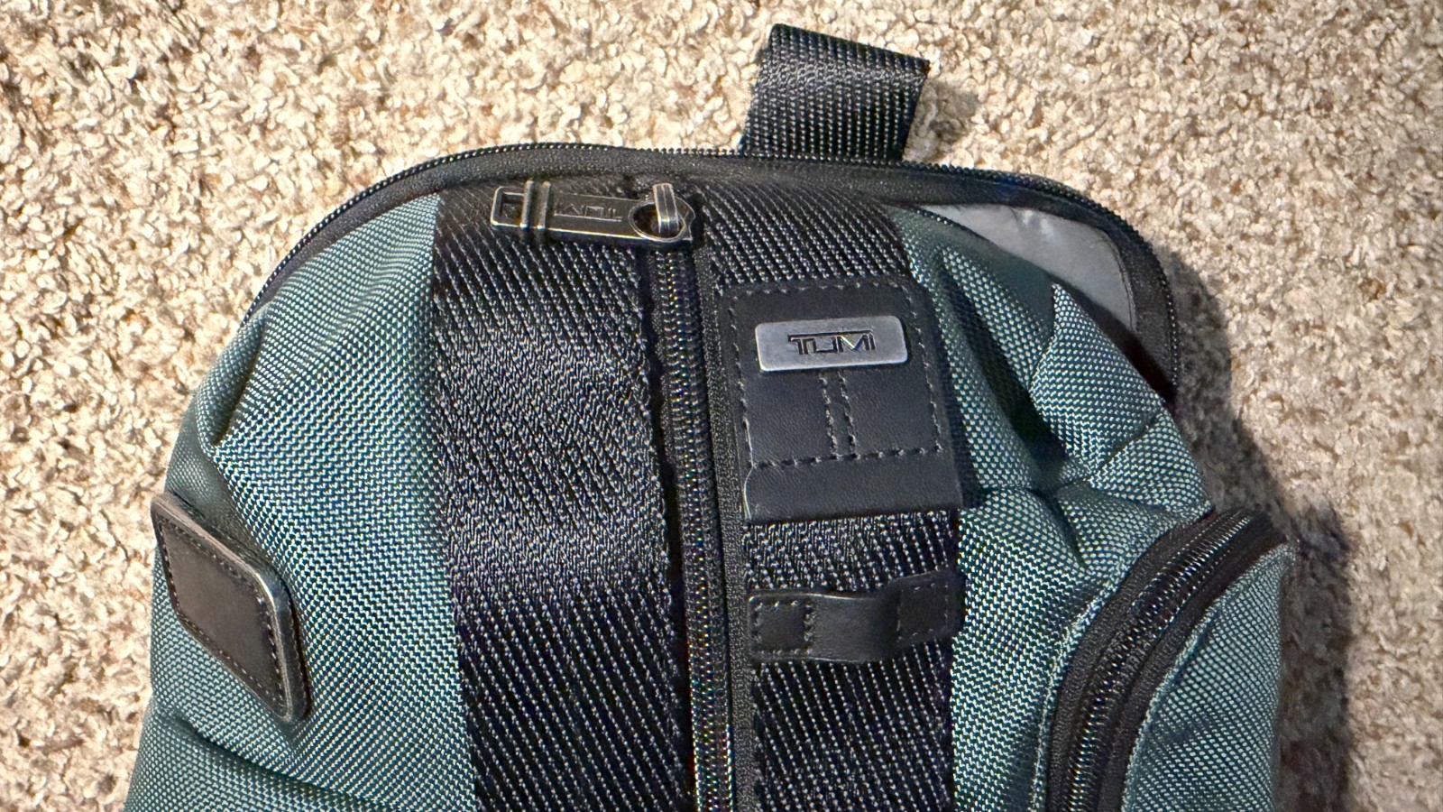 Tumi Alpha Bravo Monterey Sling Bag Green/Gray Leather Travel Business