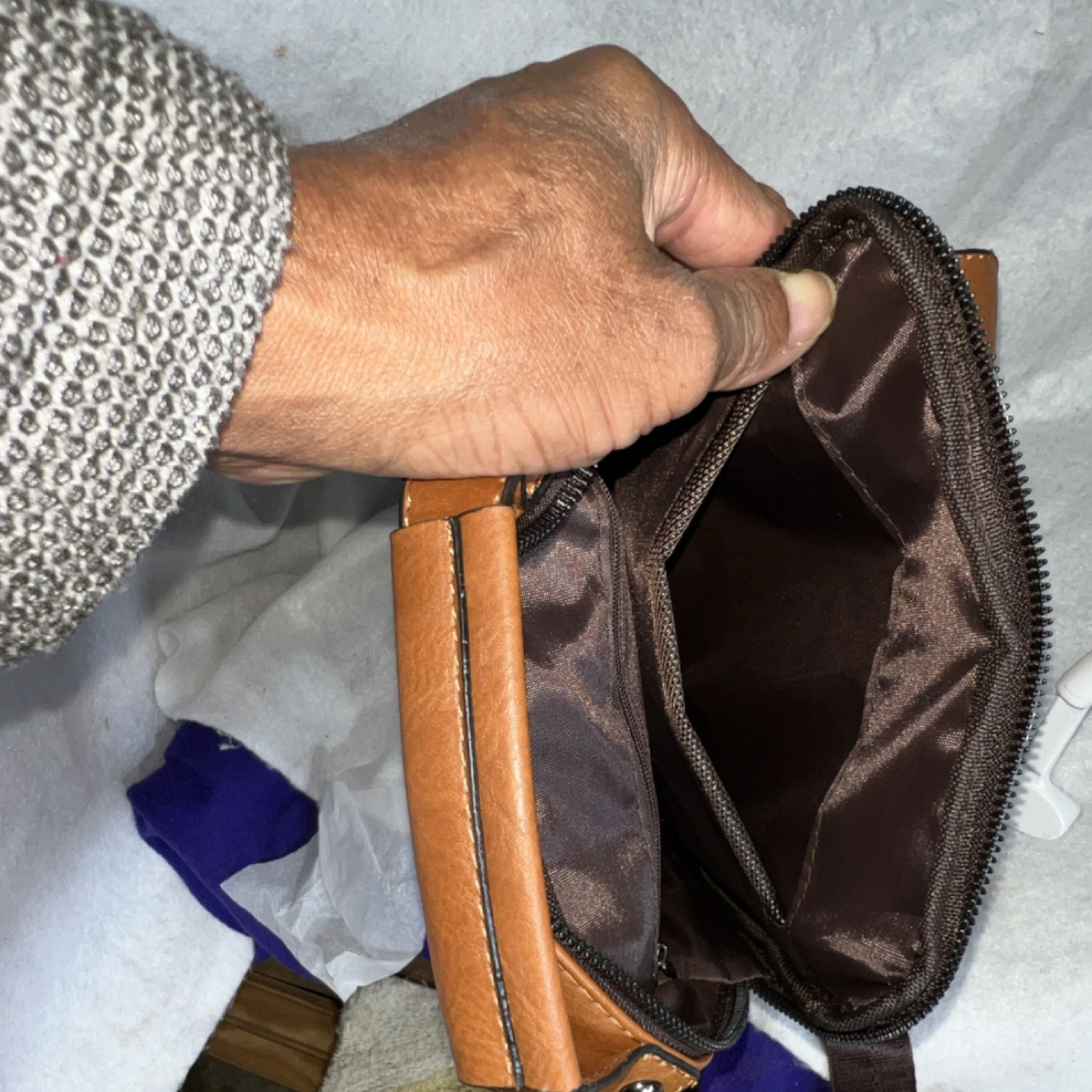 WEIXIER Brown Messenger Bag for Men Adjustable Strap Zip Magnetic Pockets