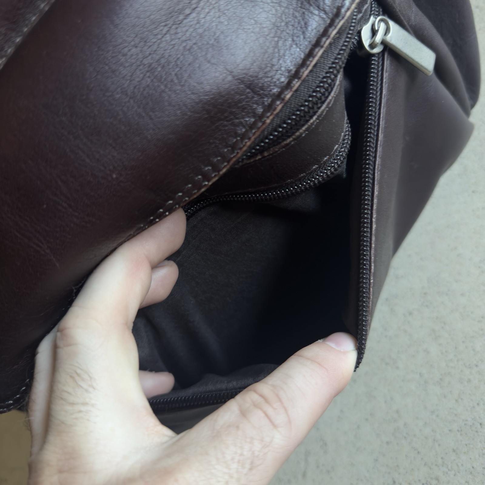 WILSONS LEATHER Chocolate Brown Zippered Backpack Adjustable Straps Y2K