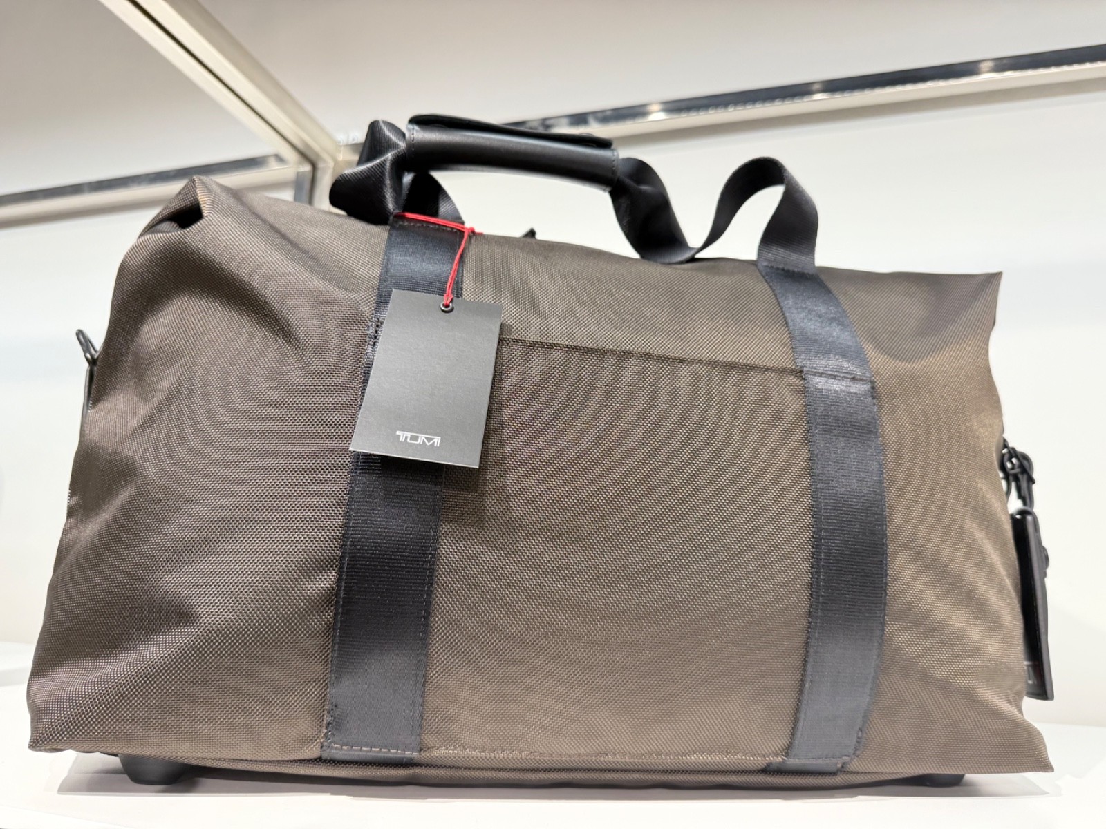 NEW Tumi GEN 4.3 – 18.5” Expandable SOFT TRAVEL Satchel Duffel Bag COFFEE BROWN
