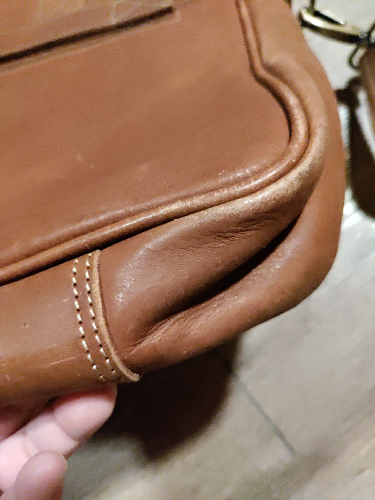 KomalC 16 Inch Leather briefcases Laptop Messenger Bags for Men and Women 