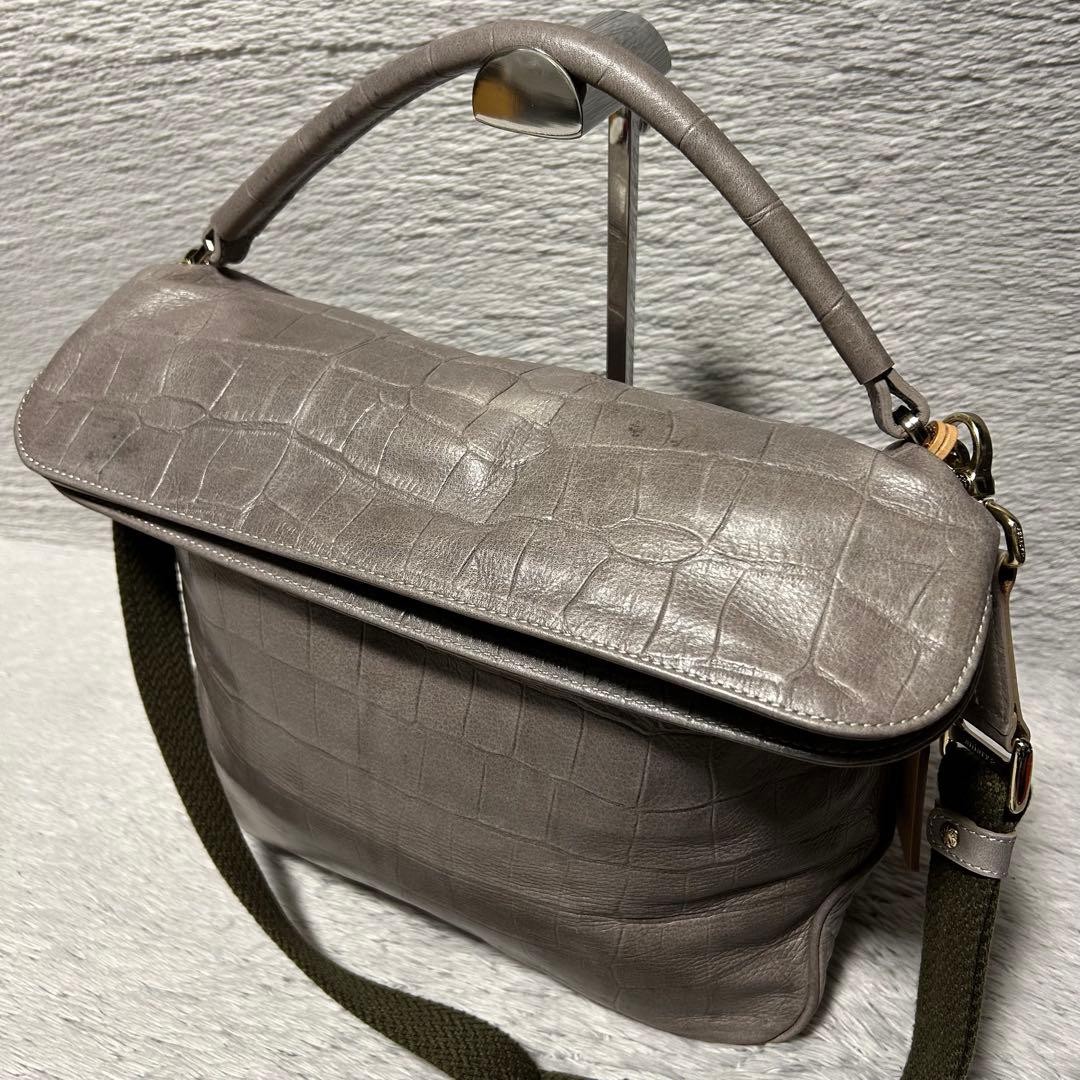aniary Leather Shoulder Bag Brown Pre-owned Crossbody 25cm x 32cm x 14cm