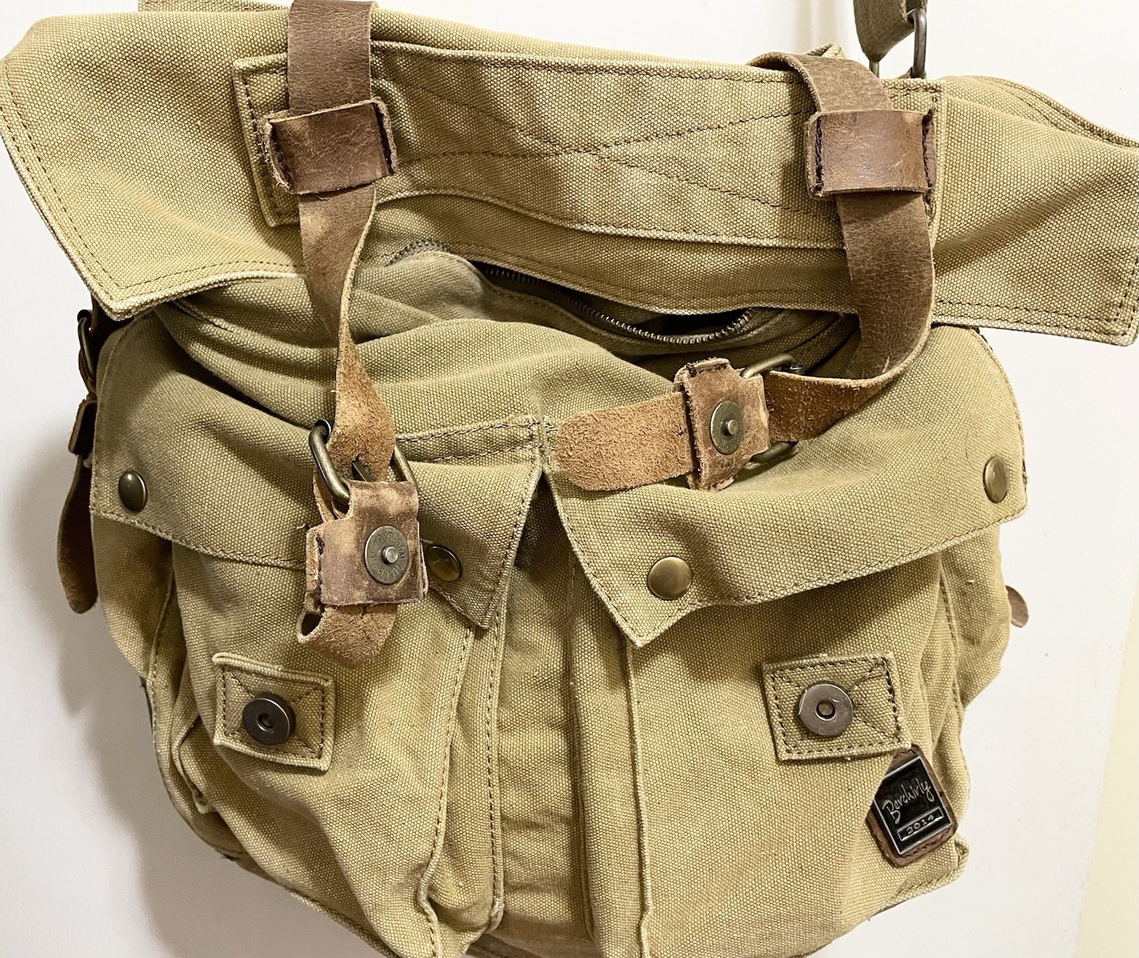 Berchirly 2014 Canvas & Leather Vtg Style Military Messenger Bag Lined Bookbag