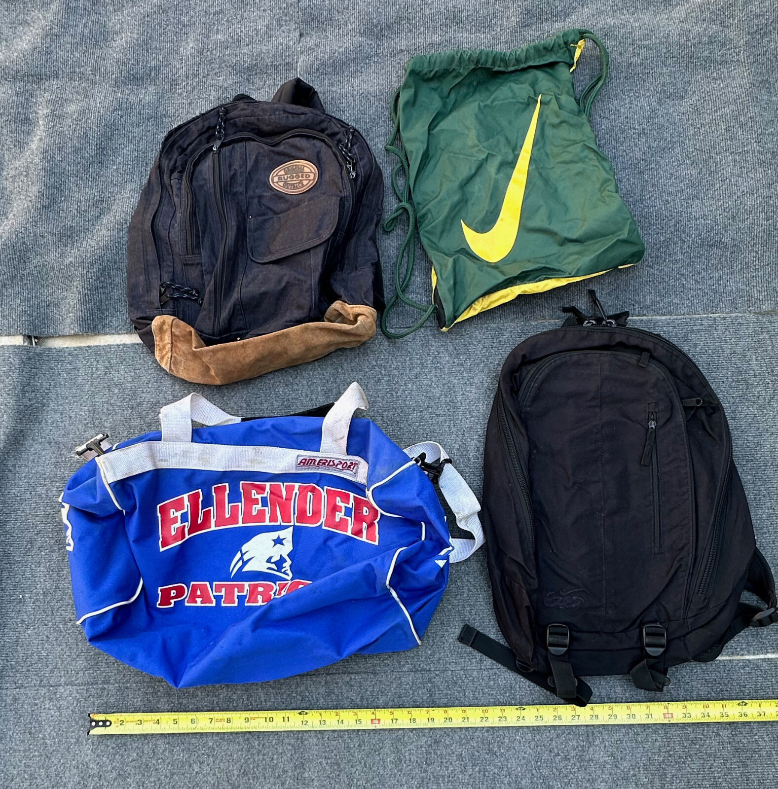 Lot of 33 Bags Backpacks Mixed Sizes.