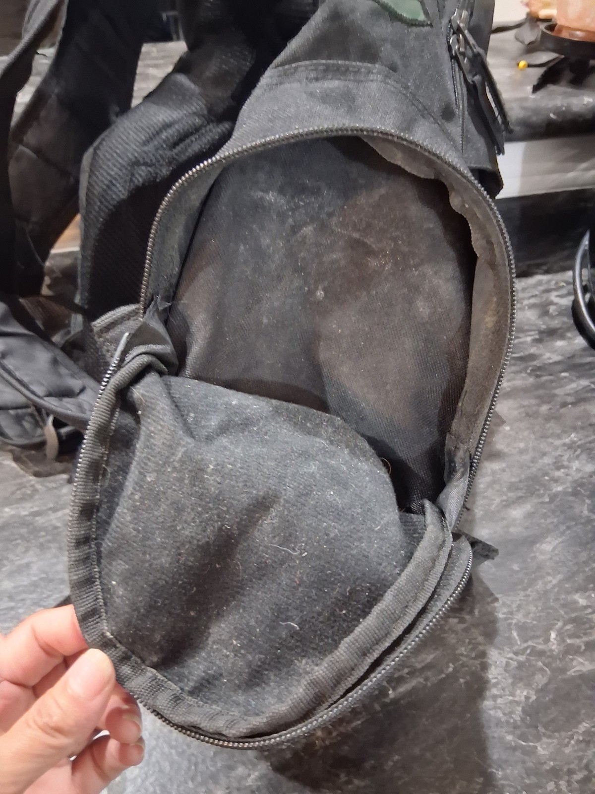 Vintage Element Black Mohave Skateboard Backpack Bag Rasta Logo USED