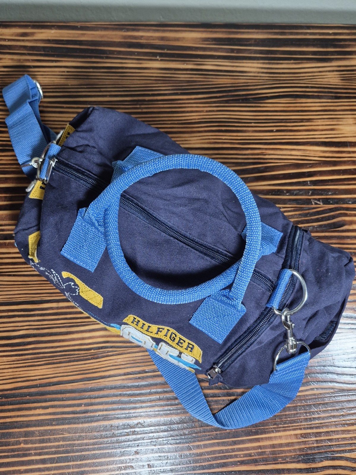 TOMMY HILFIGER Round Barrel Varsity Duffel Bag Navy Yellow 13″X9″ Y2K