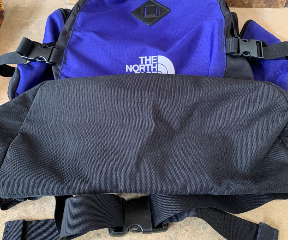 Vintage THE NORTH FACE Wasatch Backpack Outdoor Hiking Carry on Travel Bag 35L