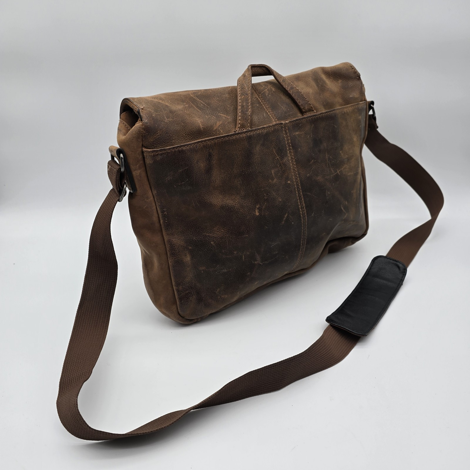 Wilsons Leather Messenger Bag Brown Vintage Legal Breifcase Shoulder Distressed