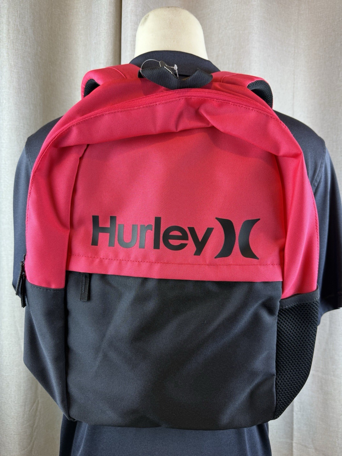 Hurley Red/Black Logo Backpack 15″ Zip, Padded Adjustable Straps, Pockets