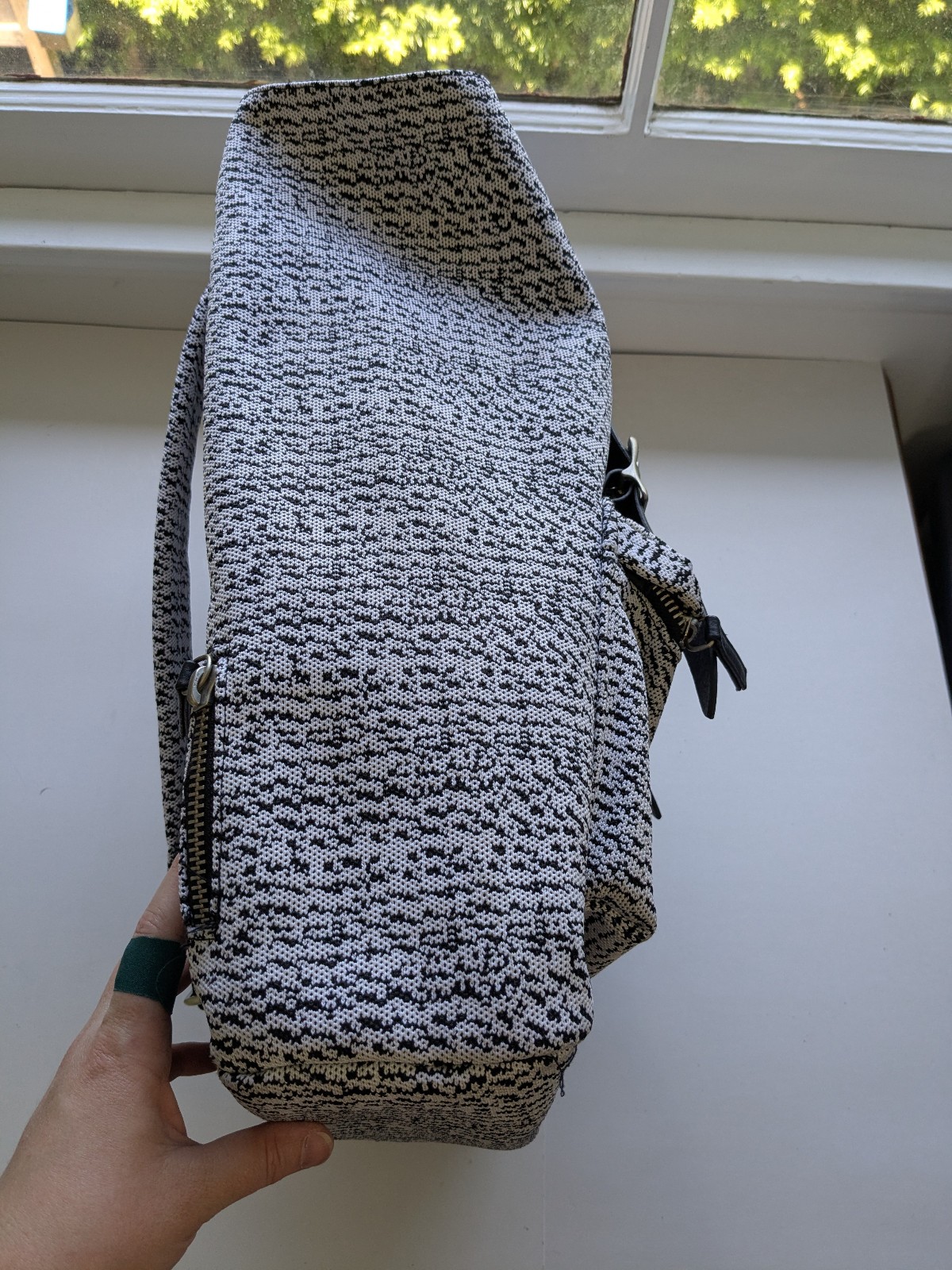 Mozay Backpack Opal Backpack Dreamweave Oreo Knit Laptop Pocket Black White