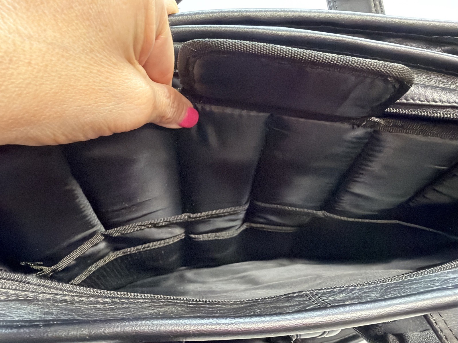 Black Leather USL Messenger Briefcase Messenger Bag Padded Multi Pocket Shoulder