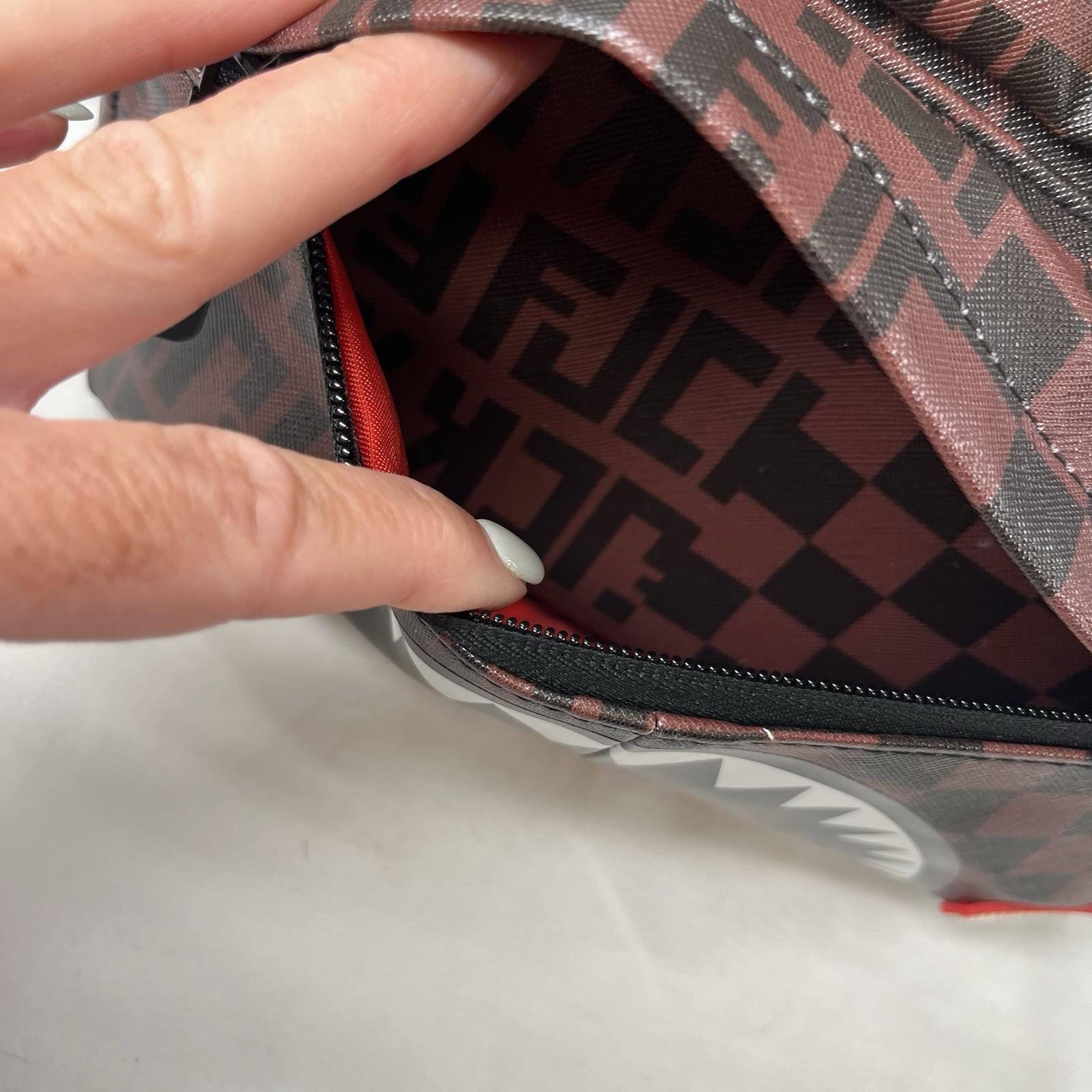 Sprayground Split the Check Checkered Cargo Shark Crossbody Limited Edition RARE