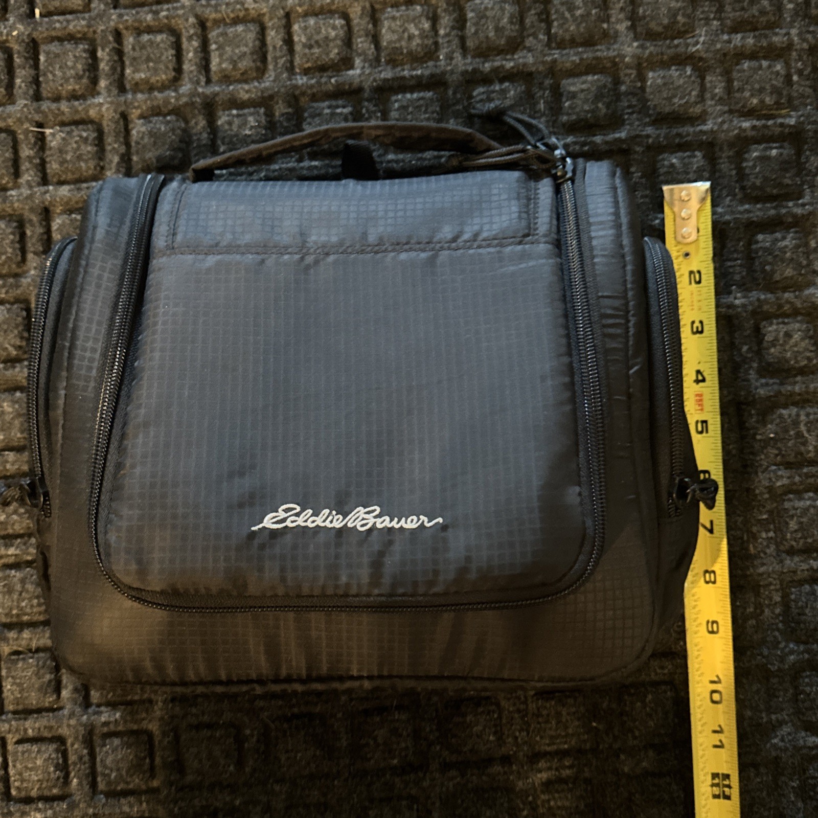 Eddie Bauer Quilted Nylon Black Hanging Toiletry Bag Dopp Kit *Great*