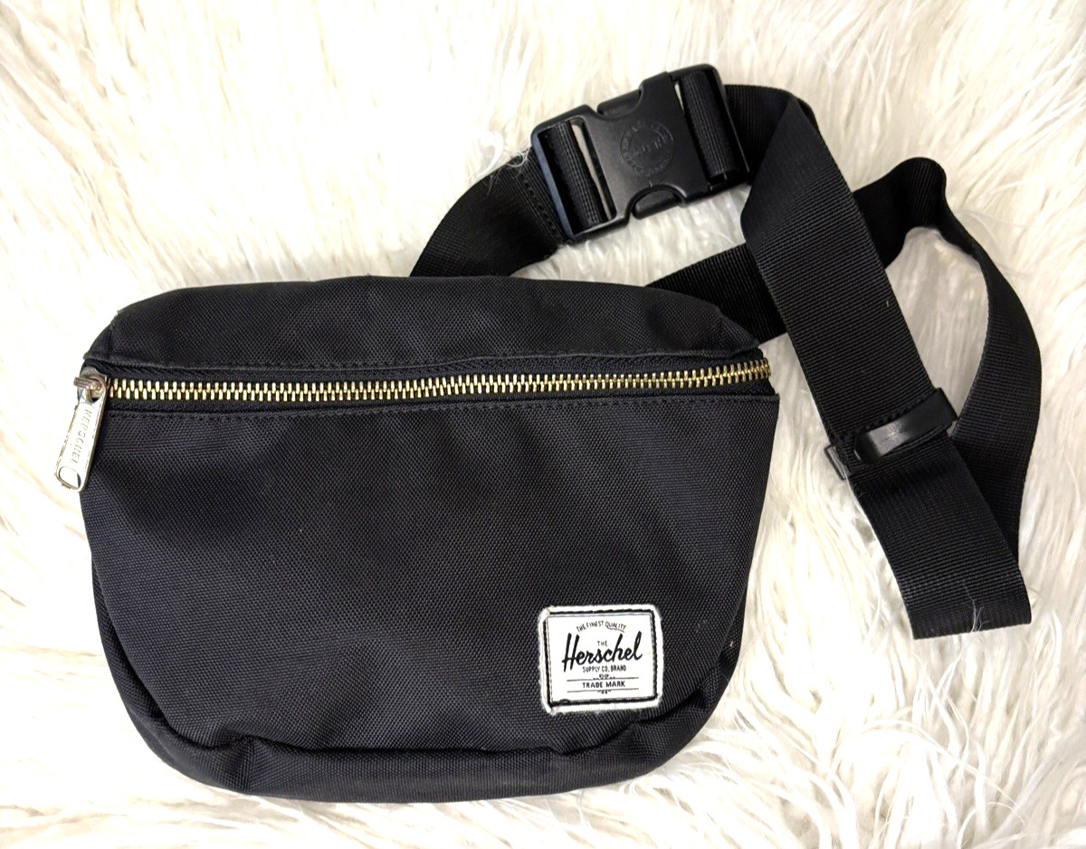 Herschel Fifteen Waist Pack Black 2.0L Fanny Chest Bag Travel Zip Adjustable