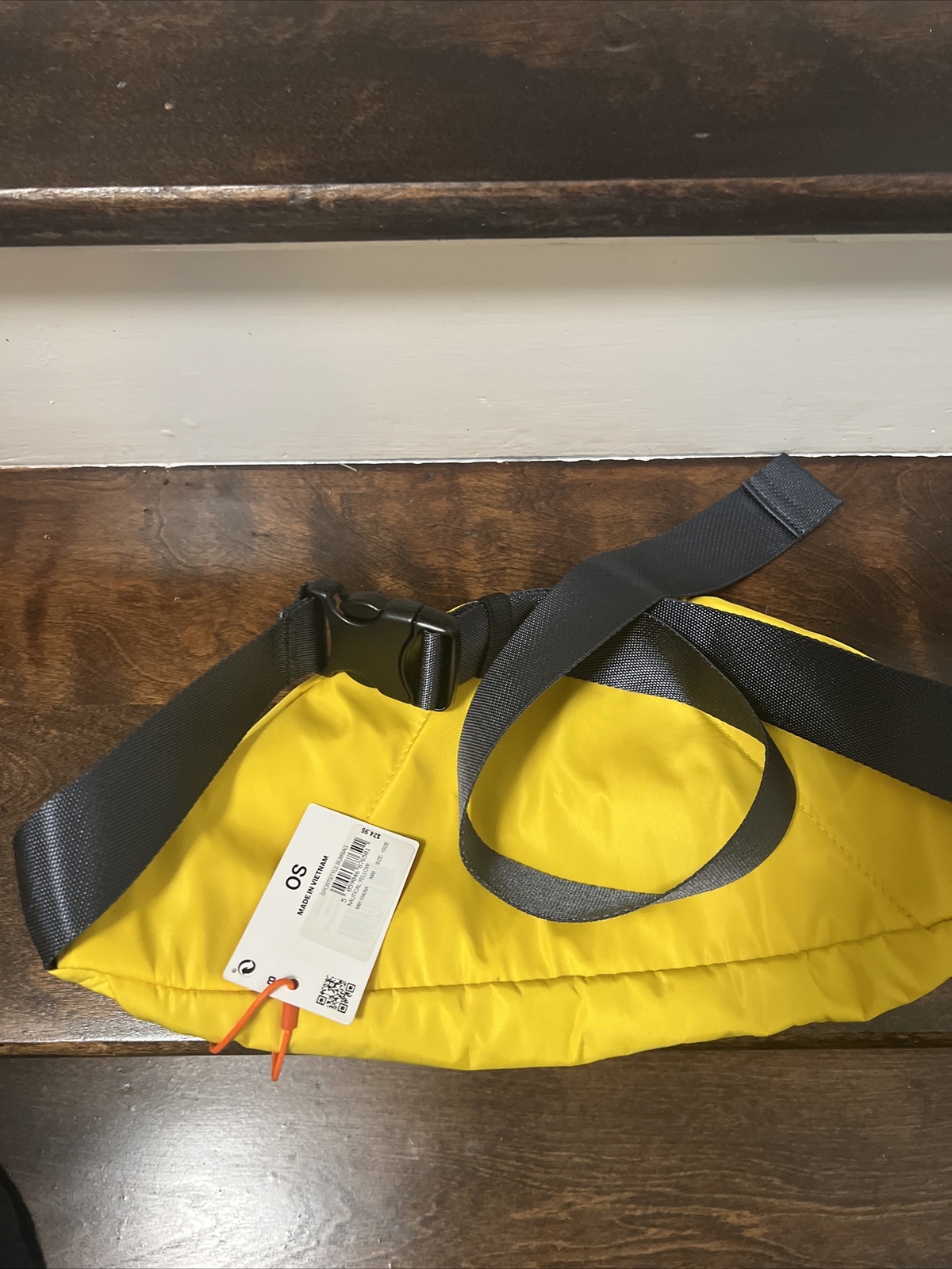SUPERDRY Sportstyle Bum Bag Waist Crossbody Bag LARGE Yellow Fanny Pack NWT