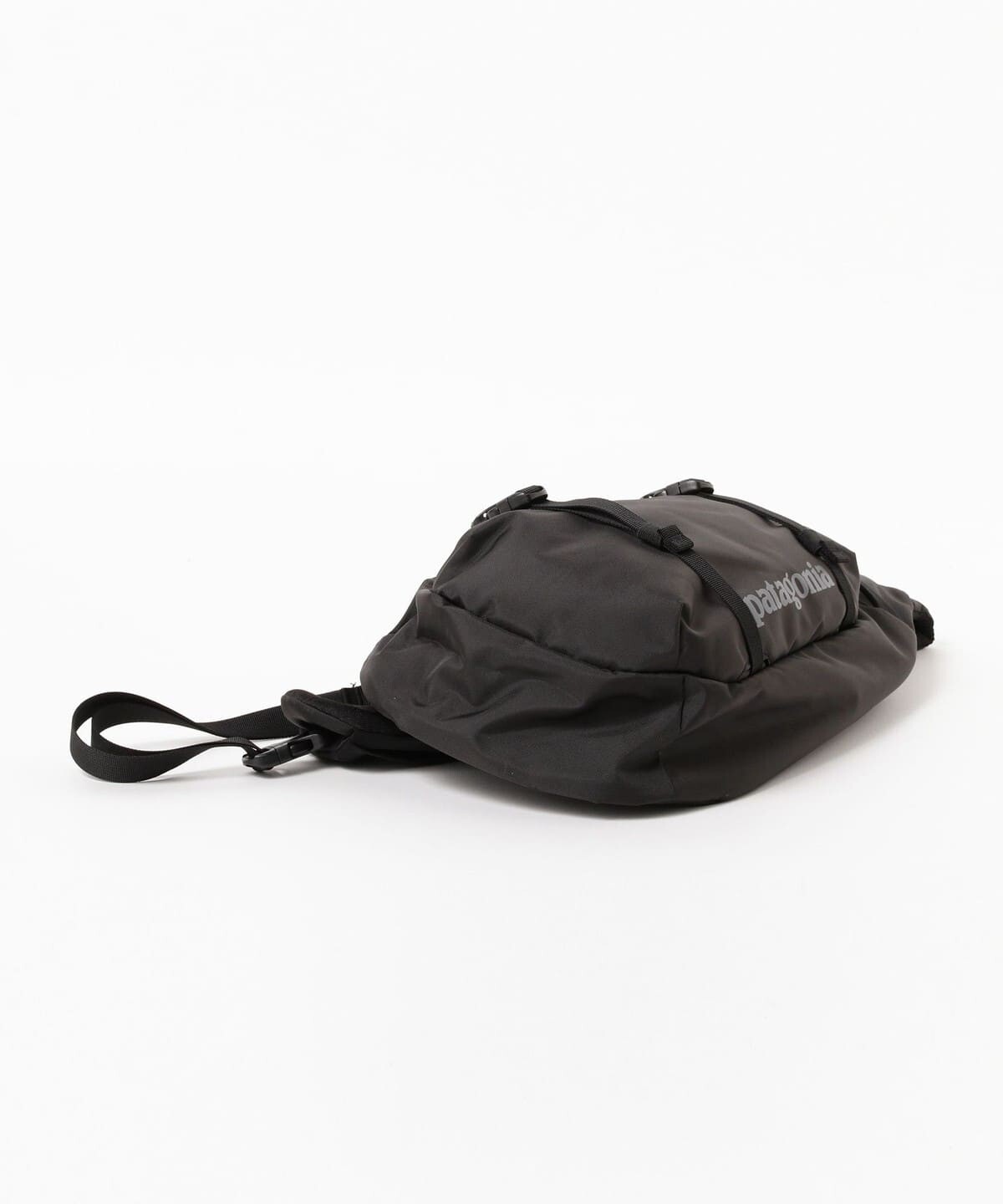 (ASK availability First) BEAMS Patagonia / Atom Sling 8L new