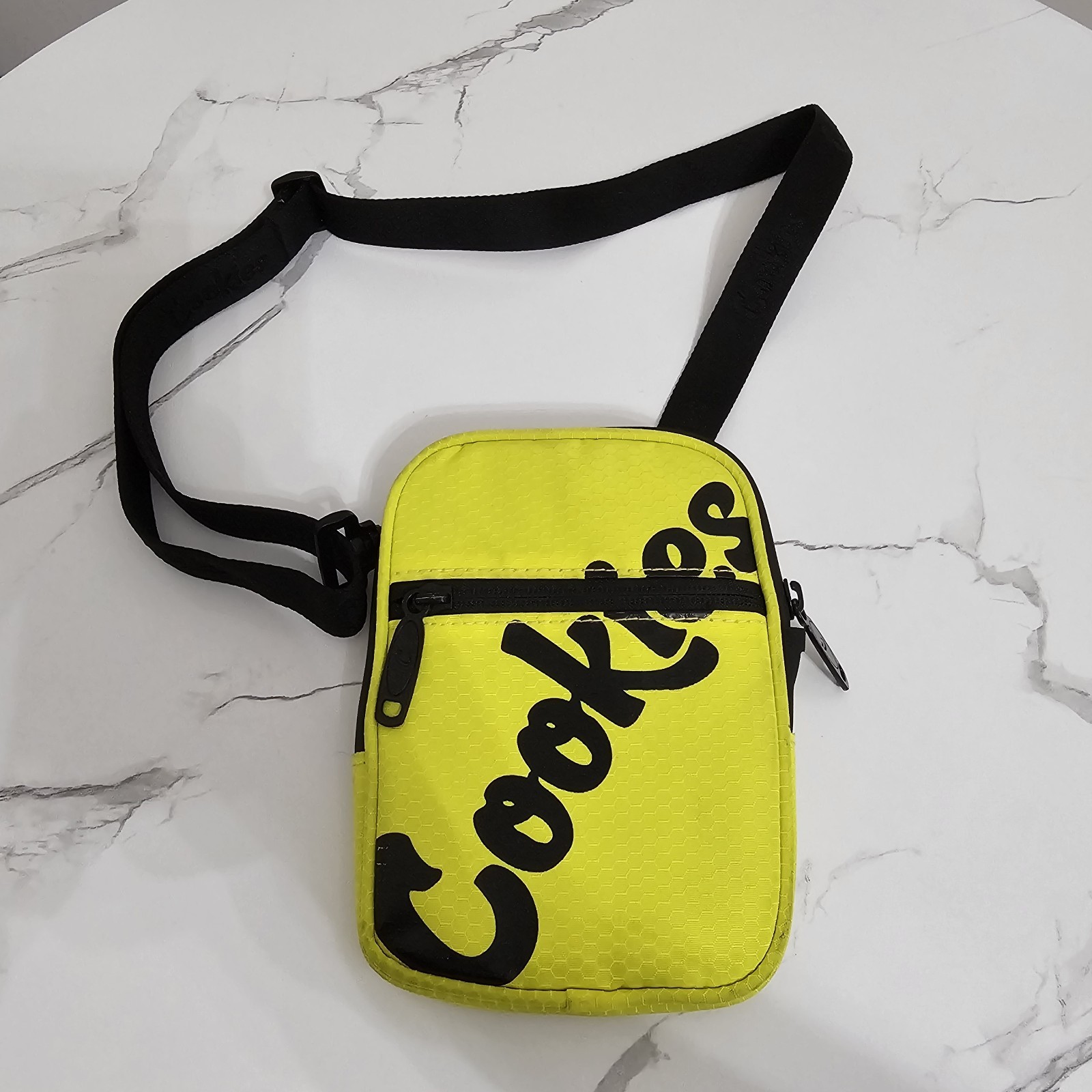 Cookies Original Logo Honeycomb Utility Bag