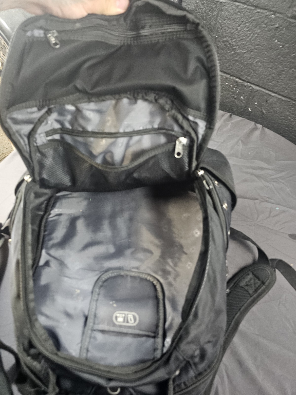 Swiss Gear Airflow Laptop Tablet Backpack Black Scan Smart Compartments! Adjust