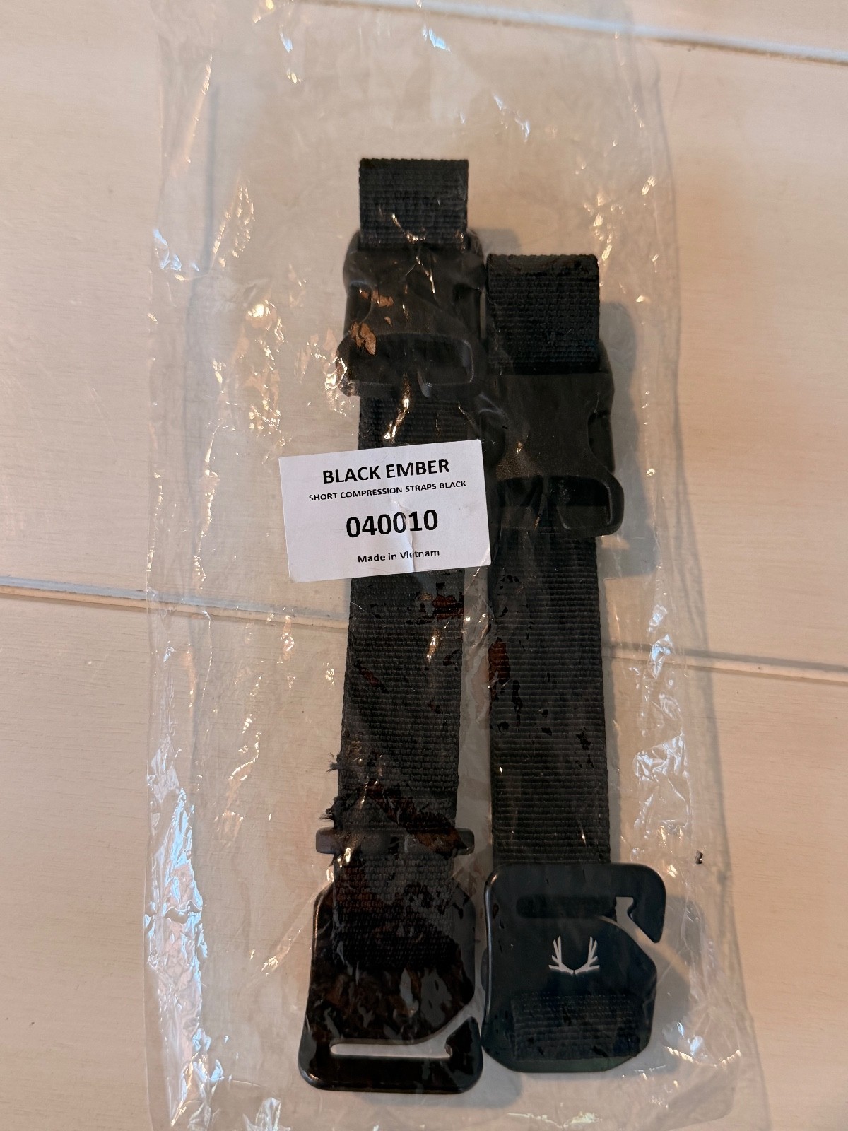 Black Ember Compression Straps Black (Short)