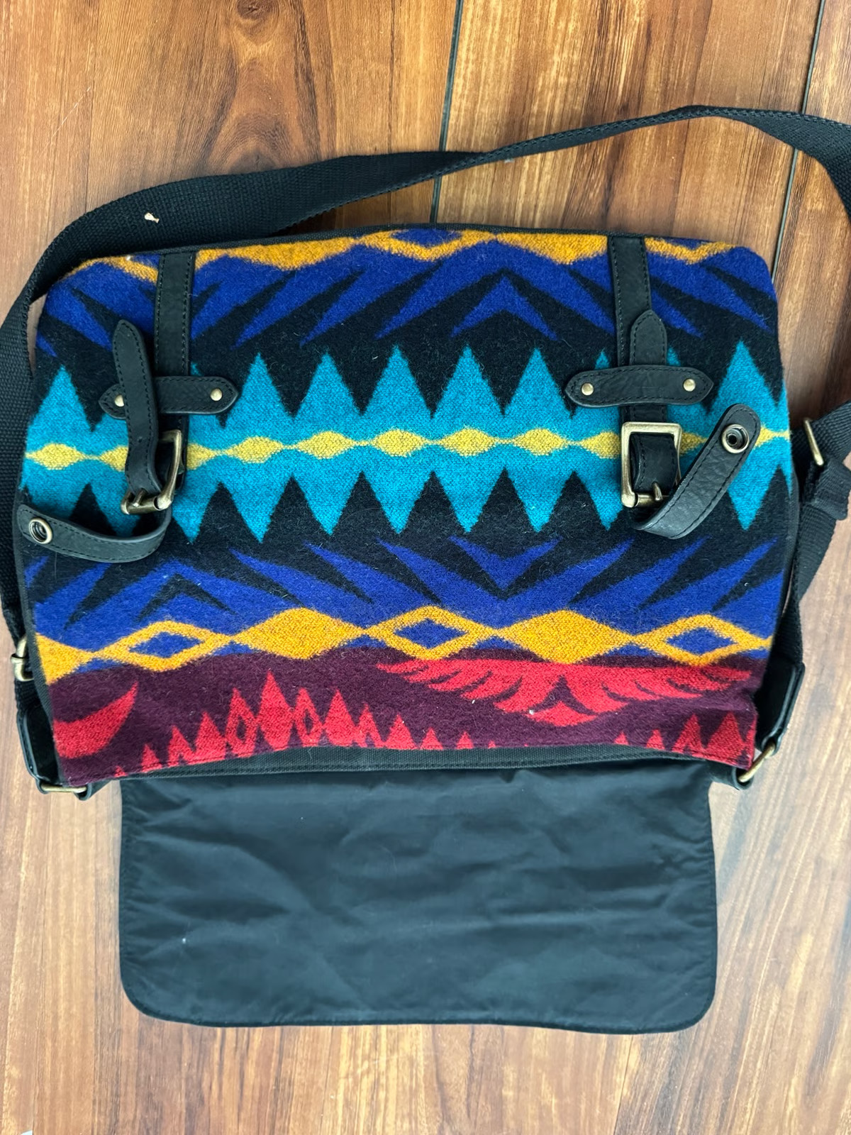 Pendleton Messenger Bag