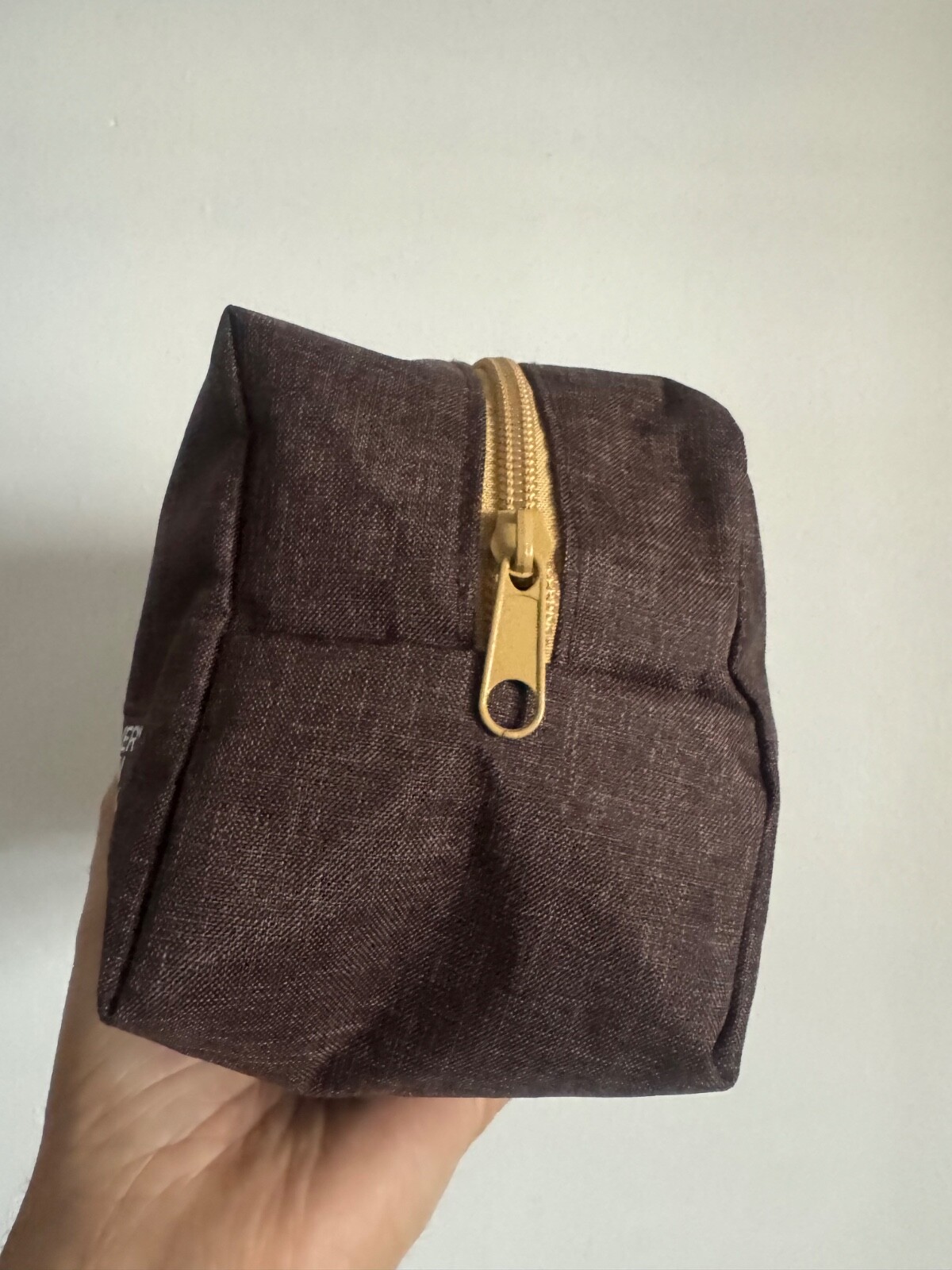 EVERY MAN JACK brown toiletry zip pouch Dopp kit polyester 10”x5” x4”