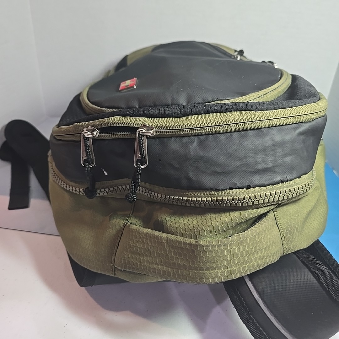 Swissgear Green And Black Backpack Travel Laptop Case