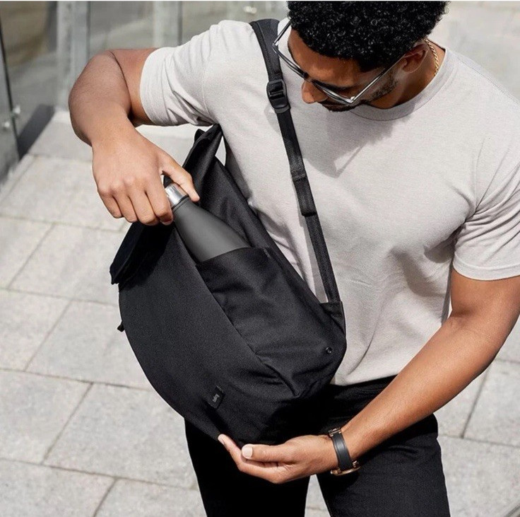 Bellroy Melbourne Backpack Black Laptop 18L Magsnap Closure Travel Work Pockets
