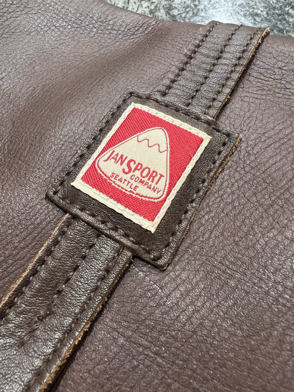 Jansport Skip Yowell Pleasanton Messenger Bag – Leather/Canvas – RARE