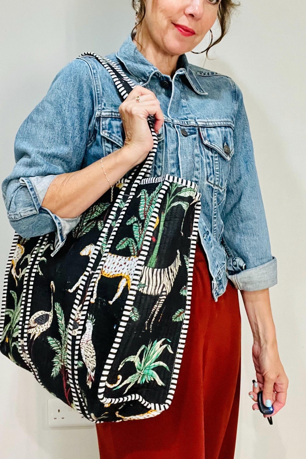 Black Jungle Print Quilted Shoulder Bag Women’s Beach Cotton Handbag