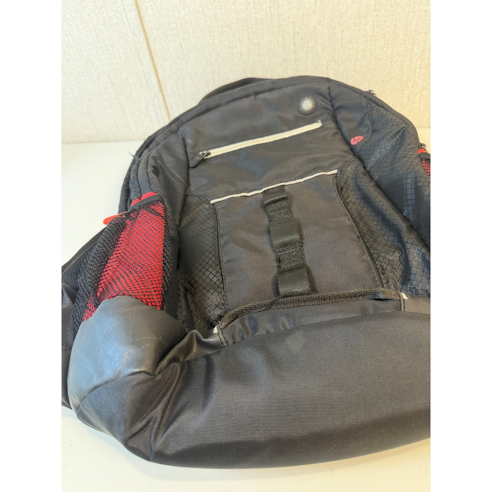 HP laptop backpack 18″ tall 14″ wide