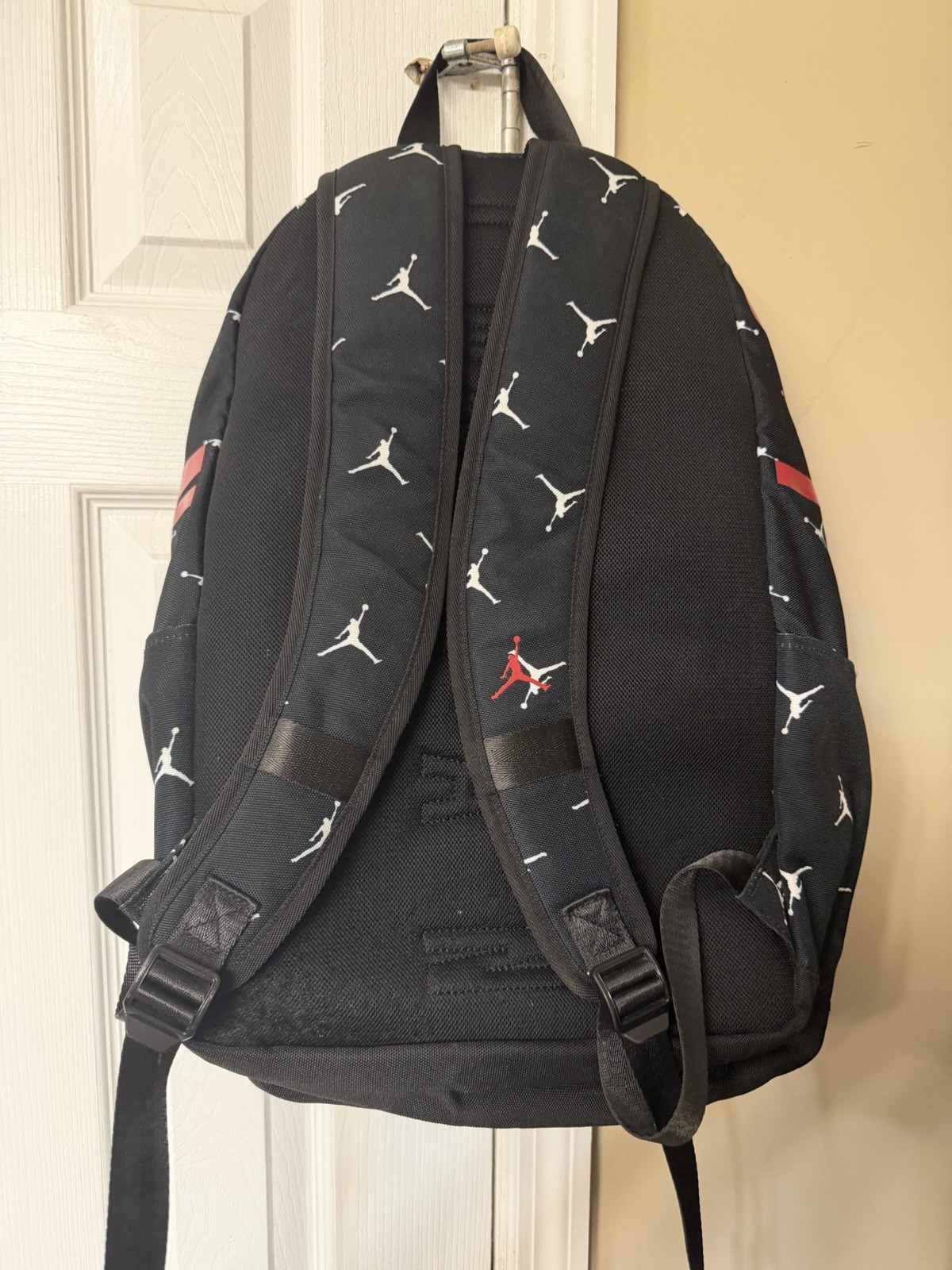 Jordan Jumpman Logo Backpack Medium Black Red White Zip Adjustable Padded Straps