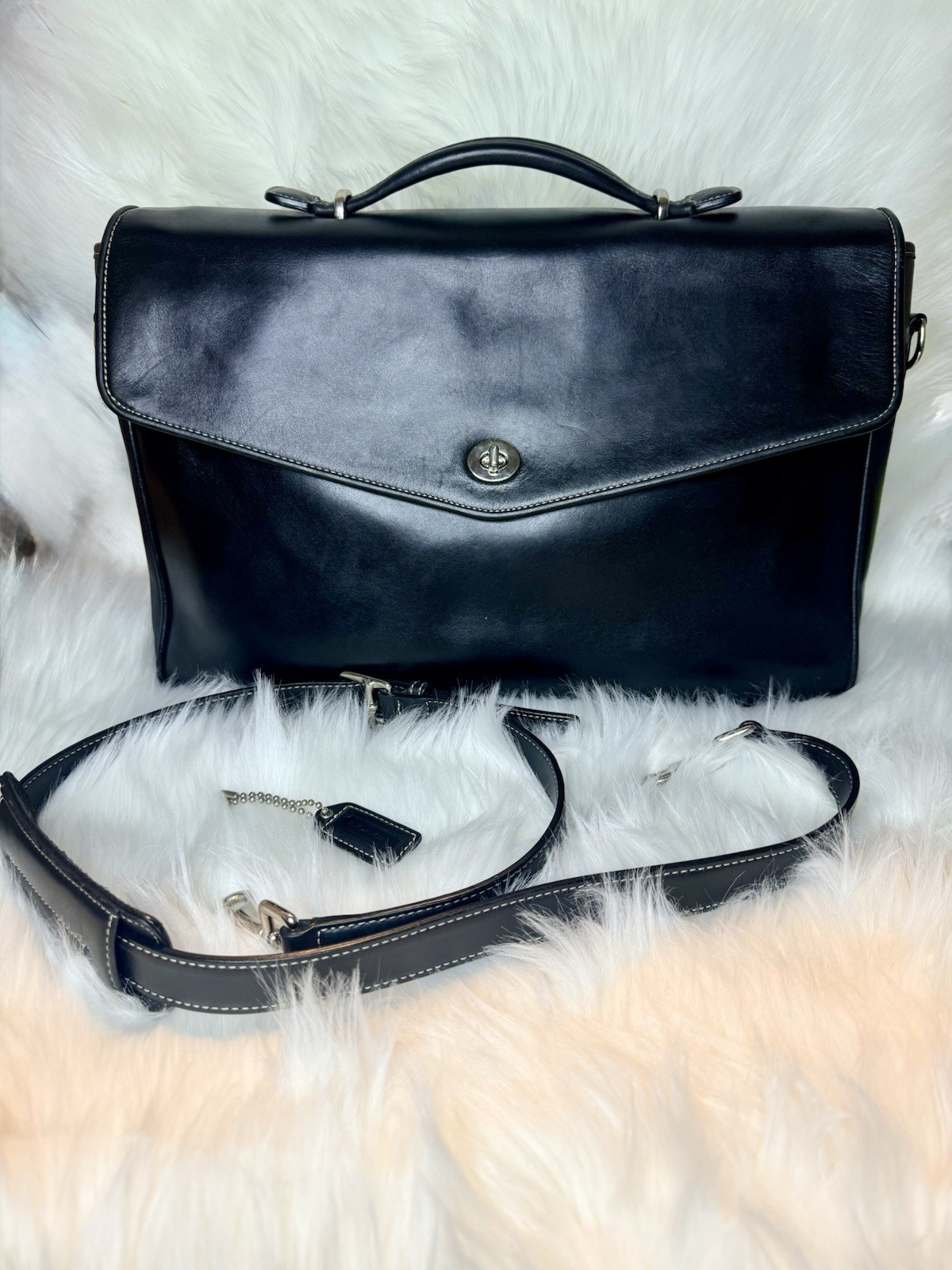 Coach Lexington Briefcase/Messenger Bag Black Leather with Adjustable Strap.