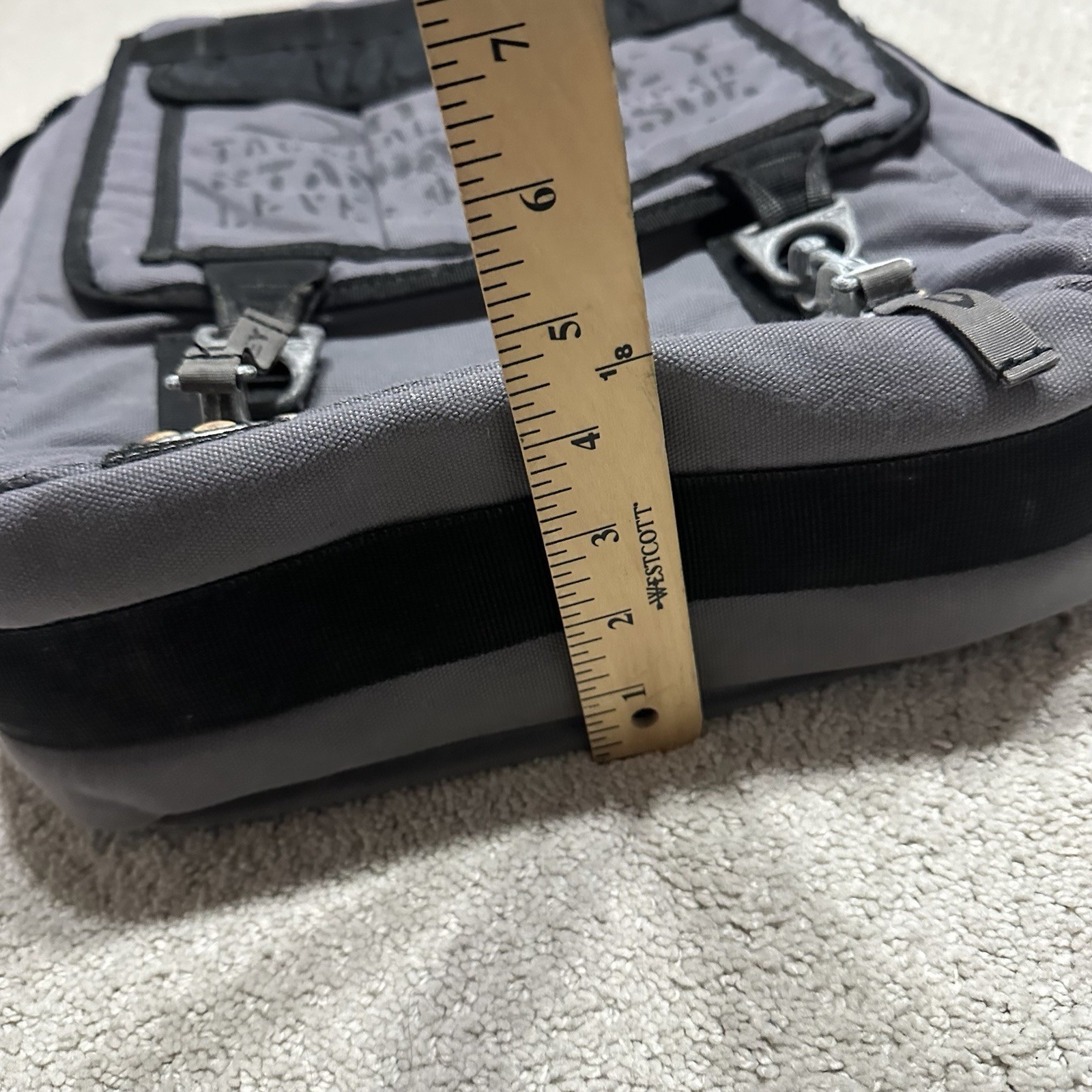 Vintage Oakley Tactical Field Gear Lvl 4 Restraint vertical Messenger bag Rare