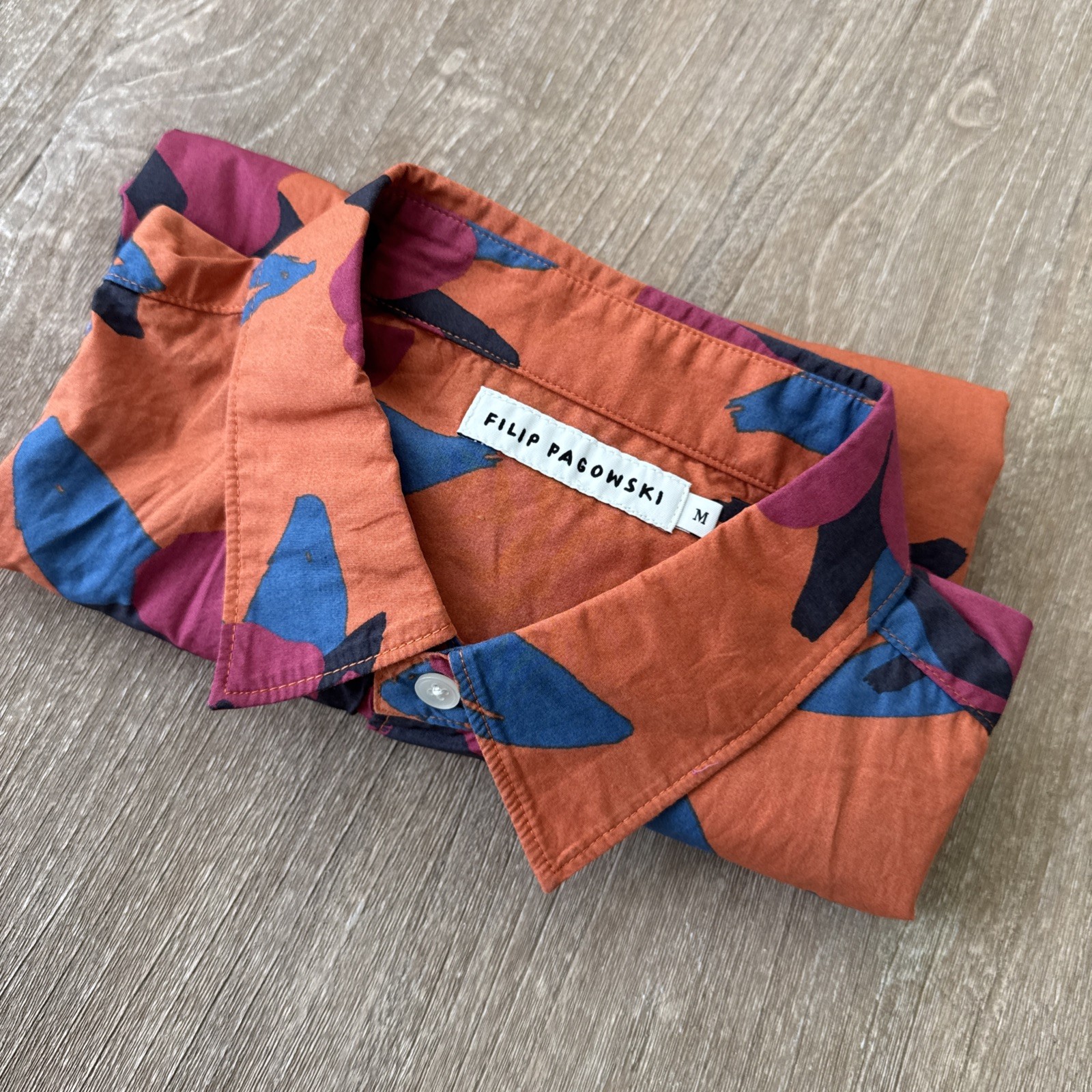 GU × Filip Pagowski Rare Orange Patterned Short-Sleeve Shirt, Size M – US Seller
