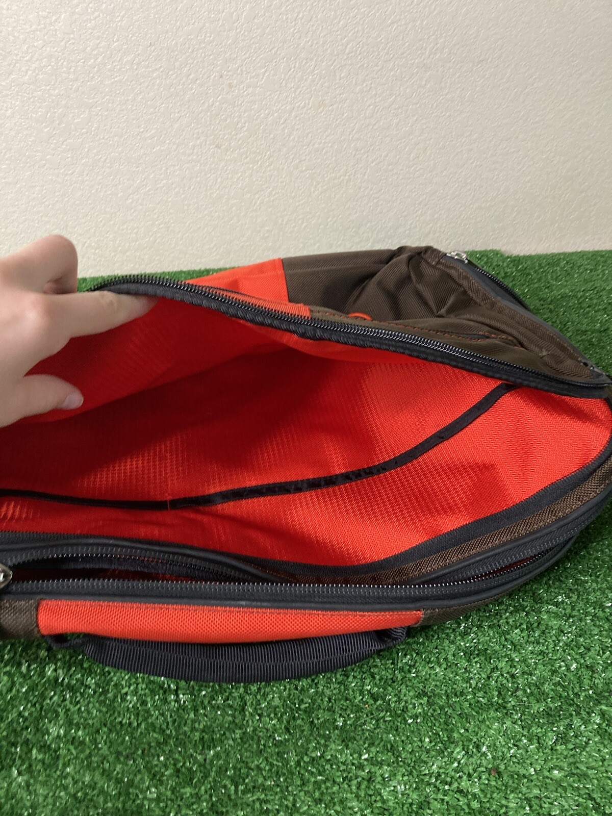 timbuk2 messenger bag laptop red brown