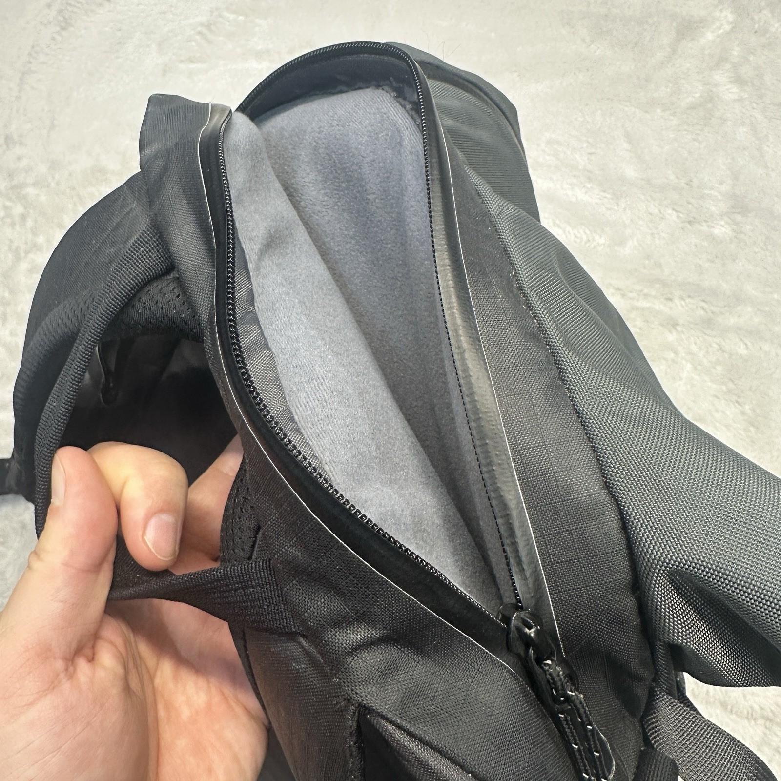 Lander Traveler Backpack Outdoor 19 Inch Computer Bag Crash pad computer protect